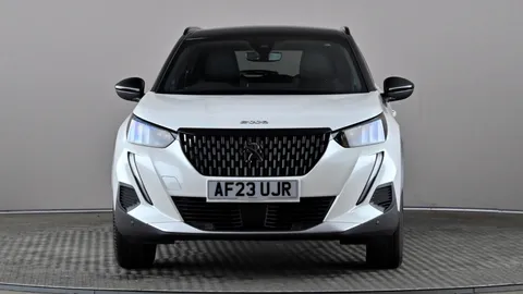 PEUGEOT 2008 1.2 PureTech 130 GT EAT8