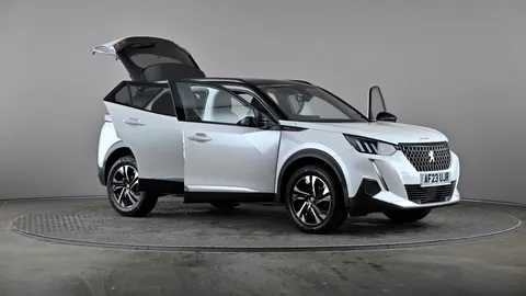 PEUGEOT 2008 1.2 PureTech 130 GT EAT8