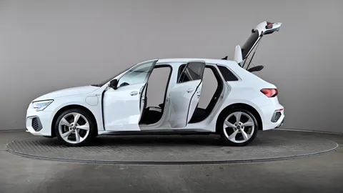 AUDI A3 40 TFSI e S Line S Tronic