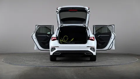 AUDI A3 40 TFSI e S Line S Tronic