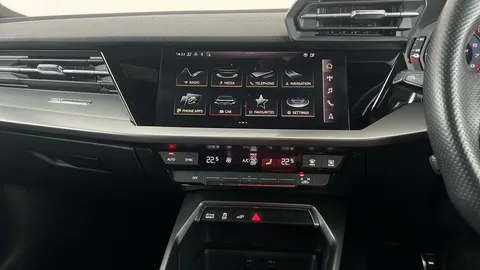 AUDI A3 40 TFSI e S Line S Tronic