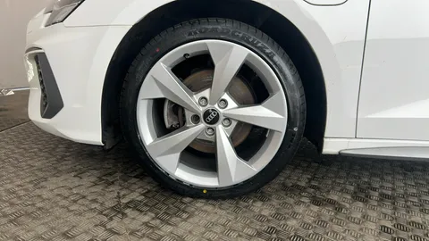 AUDI A3 40 TFSI e S Line S Tronic