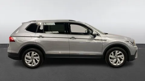 Volkswagen Tiguan Allspace 1.5 TSI Life DSG [7 Seats]