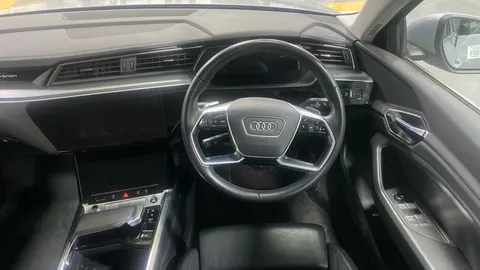 AUDI E-TRON 230kW 50 Quattro 71kWh Sport Auto