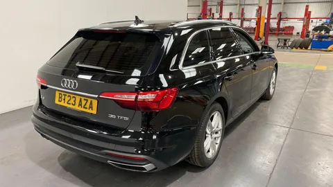 AUDI A4 35 TFSI Technik S Tronic