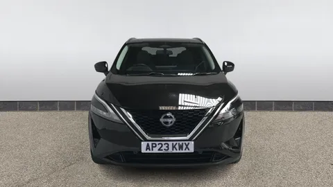 NISSAN QASHQAI 1.3 DiG-T MH 158 N-Connecta Xtronic