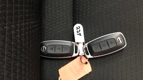 NISSAN QASHQAI 1.3 DiG-T MH 158 N-Connecta Xtronic