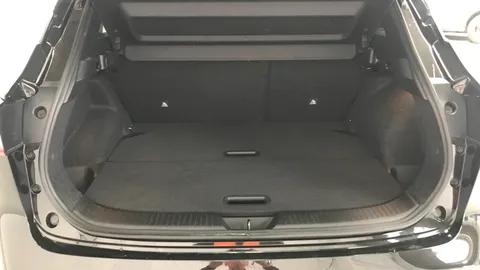 NISSAN QASHQAI 1.3 DiG-T MH 158 N-Connecta Xtronic