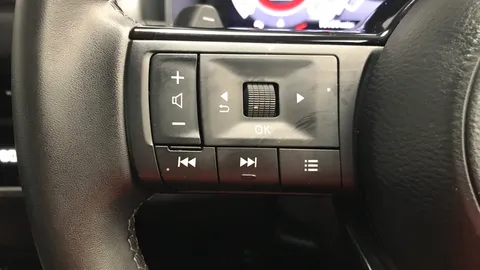 NISSAN QASHQAI 1.3 DiG-T MH 158 N-Connecta Xtronic