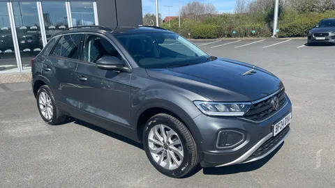 VOLKSWAGEN T-ROC 1.5 TSI Match