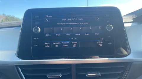 VOLKSWAGEN T-ROC 1.5 TSI Match