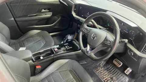 VAUXHALL MOKKA 100kW Ultimate Edition 50kWh Auto