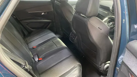 PEUGEOT 3008 1.6 Hybrid 225 Allure Premium e-EAT8