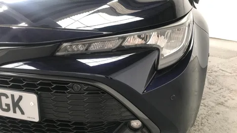 TOYOTA COROLLA 1.8 VVT-i Hybrid Icon Tech CVT