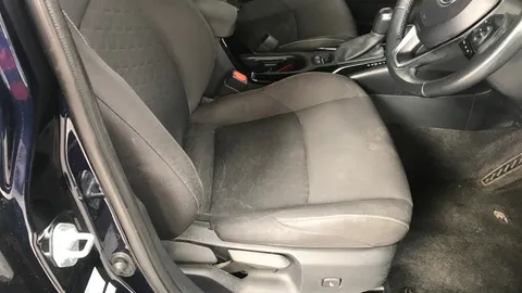 TOYOTA COROLLA 1.8 VVT-i Hybrid Icon Tech CVT