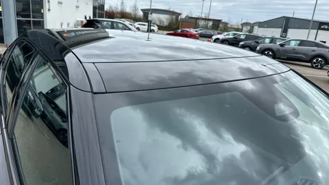 Polestar                  2 220kW 82kWh Long Range SM [Plus] Auto