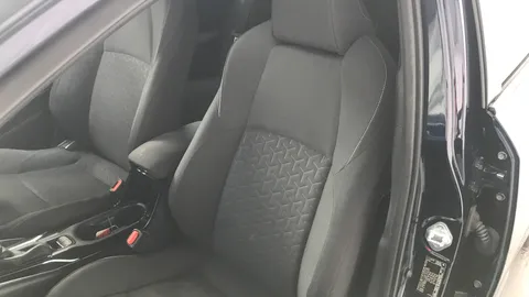 TOYOTA COROLLA 1.8 VVT-i Hybrid Icon Tech CVT