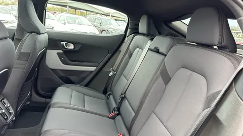 Polestar                  2 220kW 82kWh Long Range SM [Plus] Auto