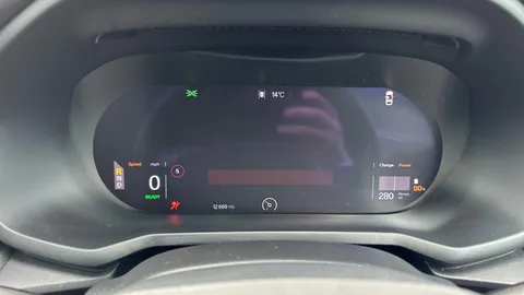 Polestar                  2 220kW 82kWh Long Range SM [Plus] Auto