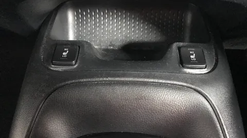 TOYOTA COROLLA 1.8 VVT-i Hybrid Icon Tech CVT