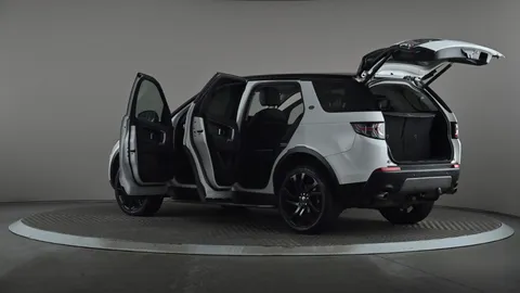 Land Rover Discovery Sport 2.0 TD4 180 HSE Black Auto [7 Seats]