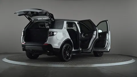 Land Rover Discovery Sport 2.0 TD4 180 HSE Black Auto [7 Seats]