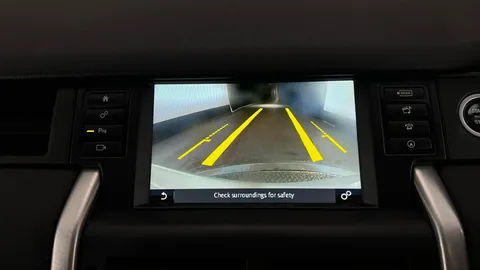 Land Rover Discovery Sport 2.0 TD4 180 HSE Black Auto [7 Seats]