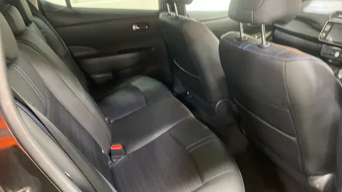 NISSAN LEAF 110kW N-Connecta 39kWh Auto