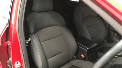 MG MOTOR UK MG4 125kW SE EV 51kWh Auto