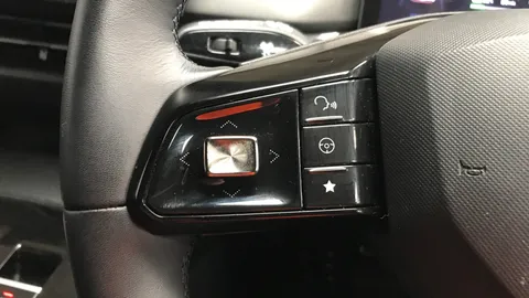 MG MOTOR UK MG4 125kW SE EV 51kWh Auto