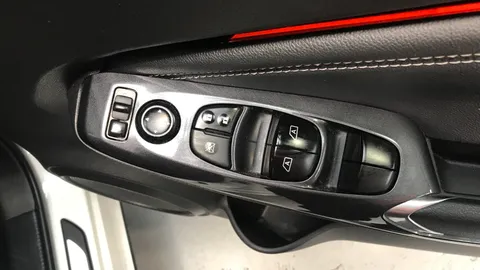 NISSAN JUKE 1.0 DiG-T N-Connecta