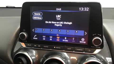 NISSAN JUKE 1.0 DiG-T N-Connecta