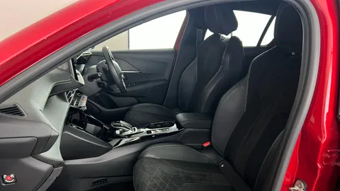 PEUGEOT 208 100kW GT Premium 50kWh Auto