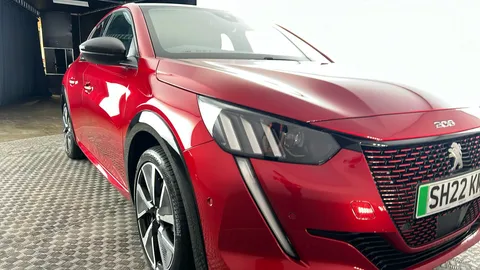 PEUGEOT 208 100kW GT Premium 50kWh Auto