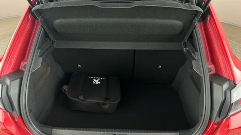 PEUGEOT 208 100kW GT Premium 50kWh Auto