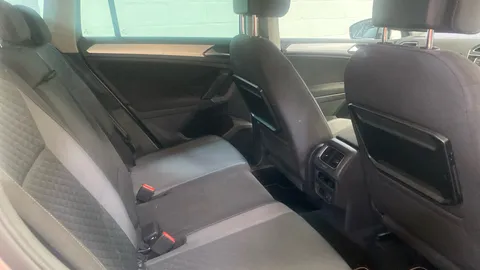 VOLKSWAGEN TIGUAN 2.0 TDi 150 4Motion SE Nav DSG