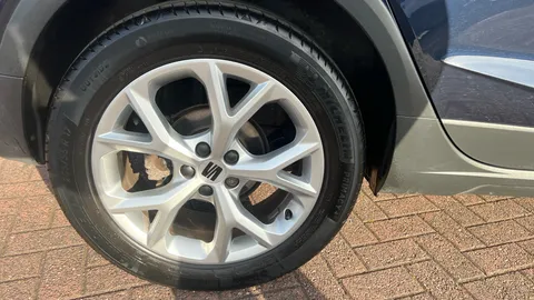 SEAT ARONA 1.0 TSI 110 FR