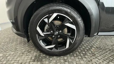 NISSAN JUKE 1.0 DiG-T 114 N-Connecta