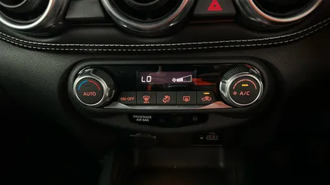 NISSAN JUKE 1.0 DiG-T 114 N-Connecta