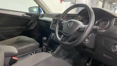 VOLKSWAGEN TIGUAN 2.0 TDi 150 SE Nav