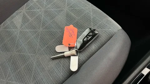 VOLKSWAGEN ID.3 107KW Life Pro 58kWh Auto