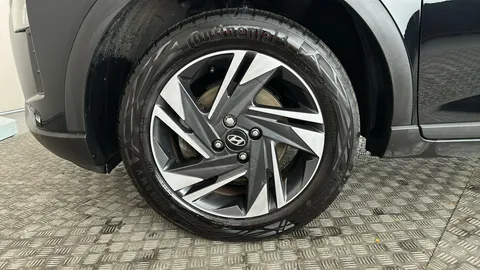 HYUNDAI BAYON 1.0 TGDi 48V MHEV SE Connect DCT