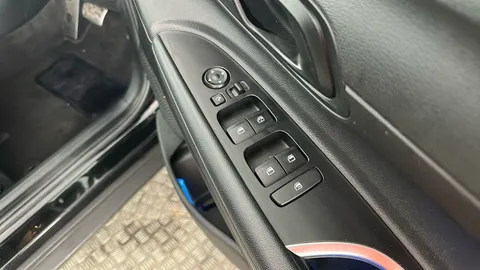 HYUNDAI BAYON 1.0 TGDi 48V MHEV SE Connect DCT