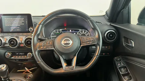 NISSAN JUKE 1.0 DiG-T 114 N-Connecta