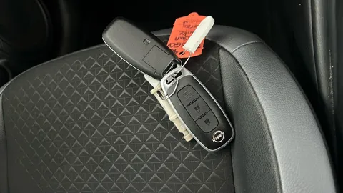 NISSAN JUKE 1.0 DiG-T 114 N-Connecta