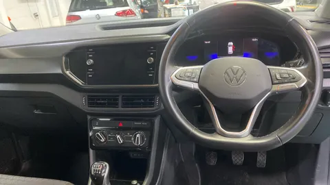 VOLKSWAGEN T-CROSS 1.0 TSI 110 SE