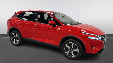 NISSAN QASHQAI 1.3 DiG-T MH N-Connecta