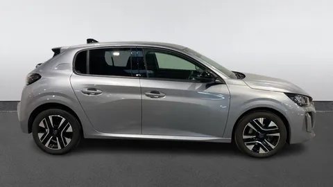 PEUGEOT 208 1.2 PureTech 100 Allure