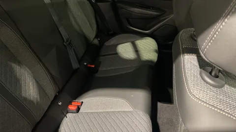 PEUGEOT 208 1.2 PureTech 100 Allure