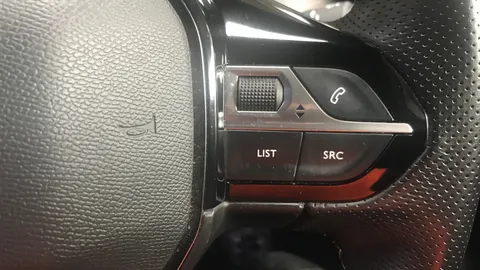 PEUGEOT 2008 1.2 PureTech 130 GT